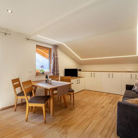 Innergasserhof Ferienwohnung Edelweiss San Martino In Passiria  ภายนอก รูปภาพ