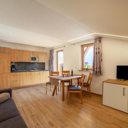 Innergasserhof Ferienwohnung Edelweiss San Martino In Passiria  ภายนอก รูปภาพ